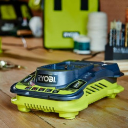 Cargador de baterías ryobi one+ rc18-150 litio-ion/ 18v 5,0 ah/ sin batería